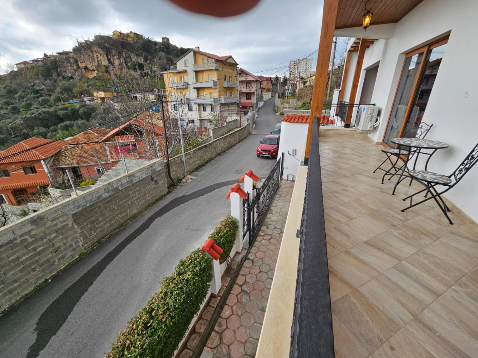 Vila Dani Near Castle And Old Bazar Krujë المظهر الخارجي الصورة